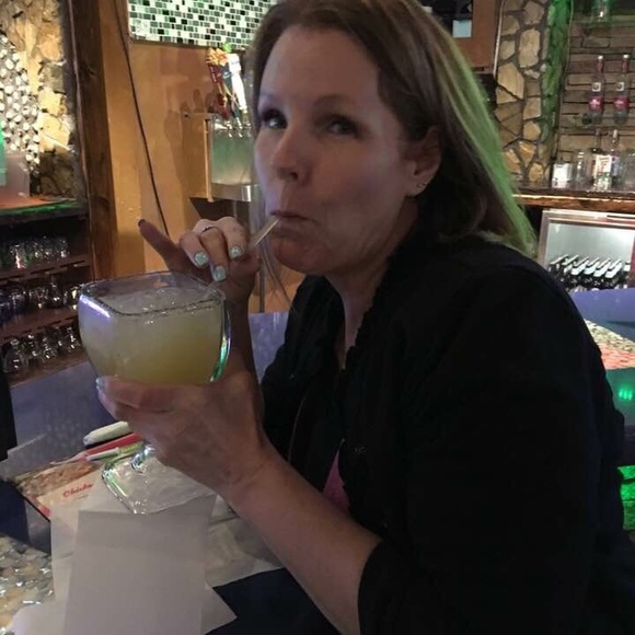 Meet your Posher, Jobi - Picture 4 of 4